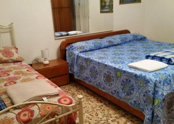 Casa Gramsci Bed & Breakfast *