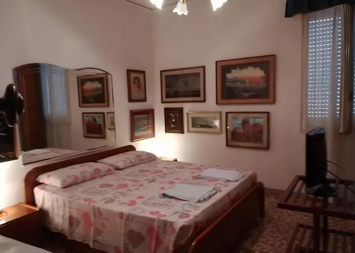 Casa Gramsci Bed & Breakfast *