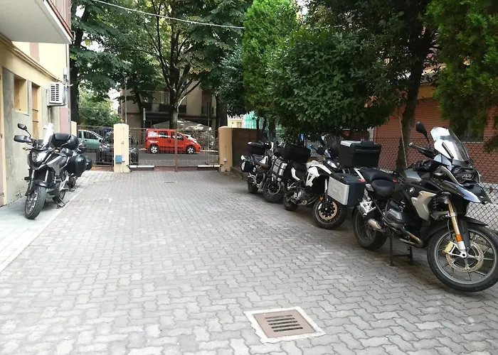 Casa Gramsci * 摩德纳